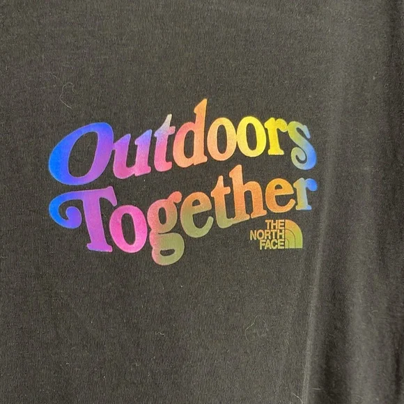 The North Face T shirt - Picture 2 of 5